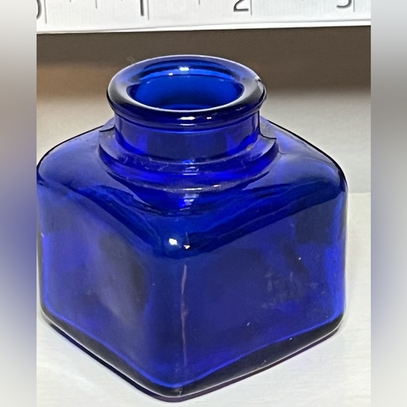 Vintage Colbalt Blue Glass Inkwell - Picture 3 of 7